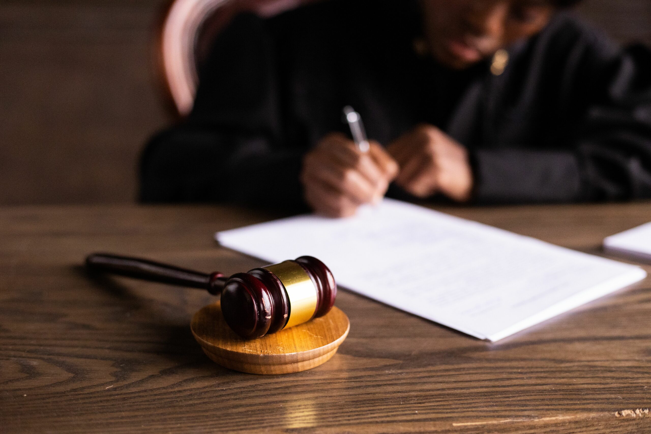 Who Decides?: De Novo Review in State Courts